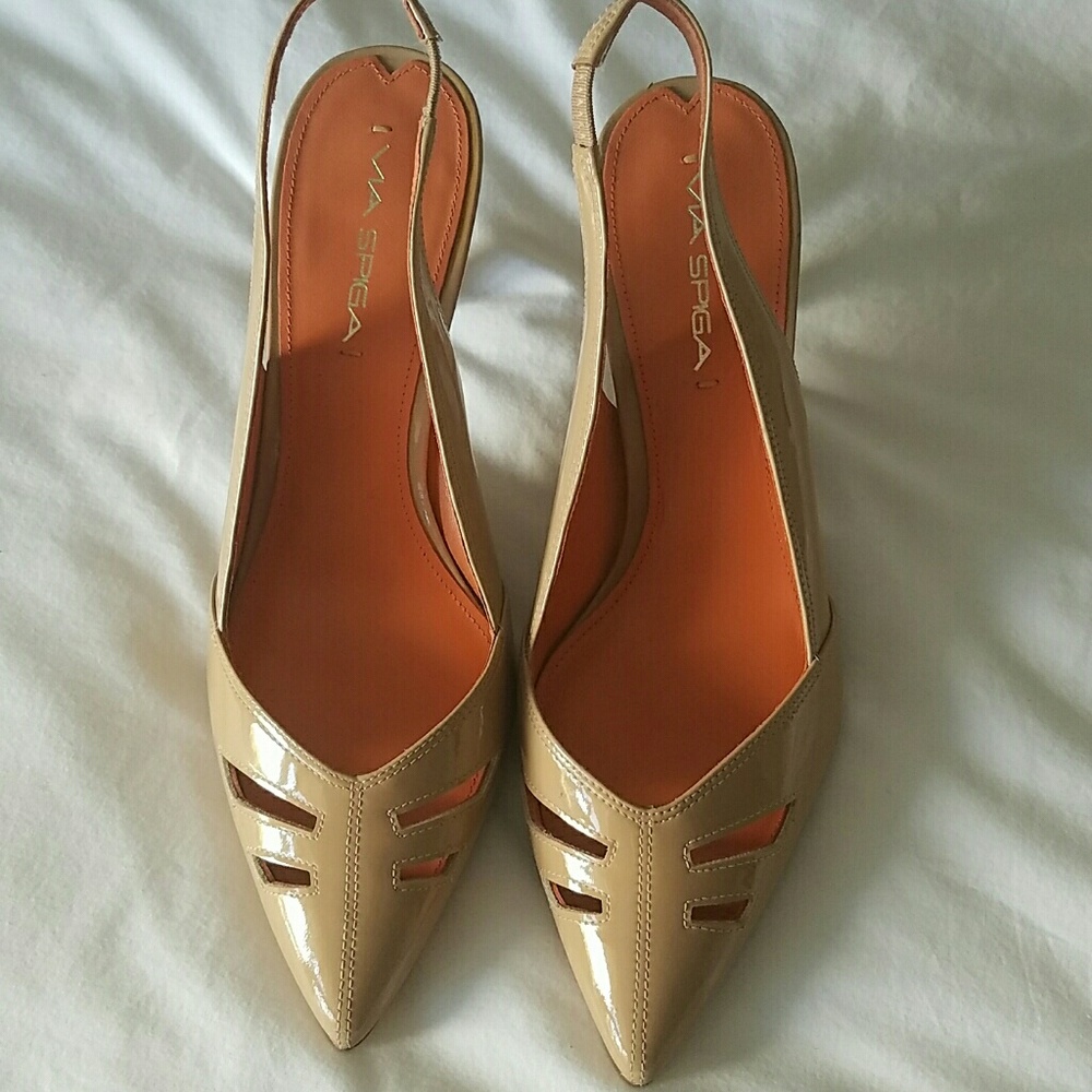 Vintage Via Spiga Gable patent leather tan beige slingbacks sz 9 Pointy Toe